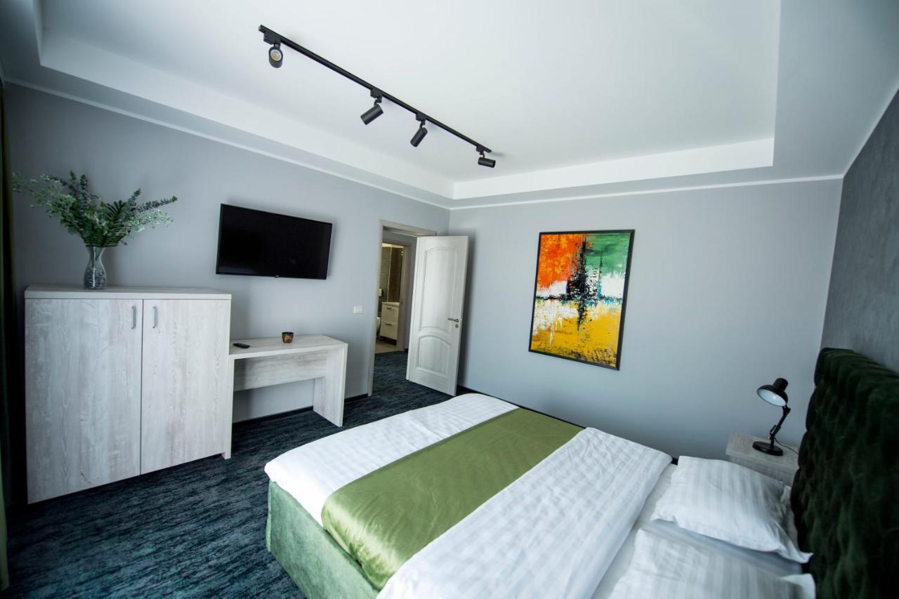 Zen Hotel Foksány Kültér fotó
