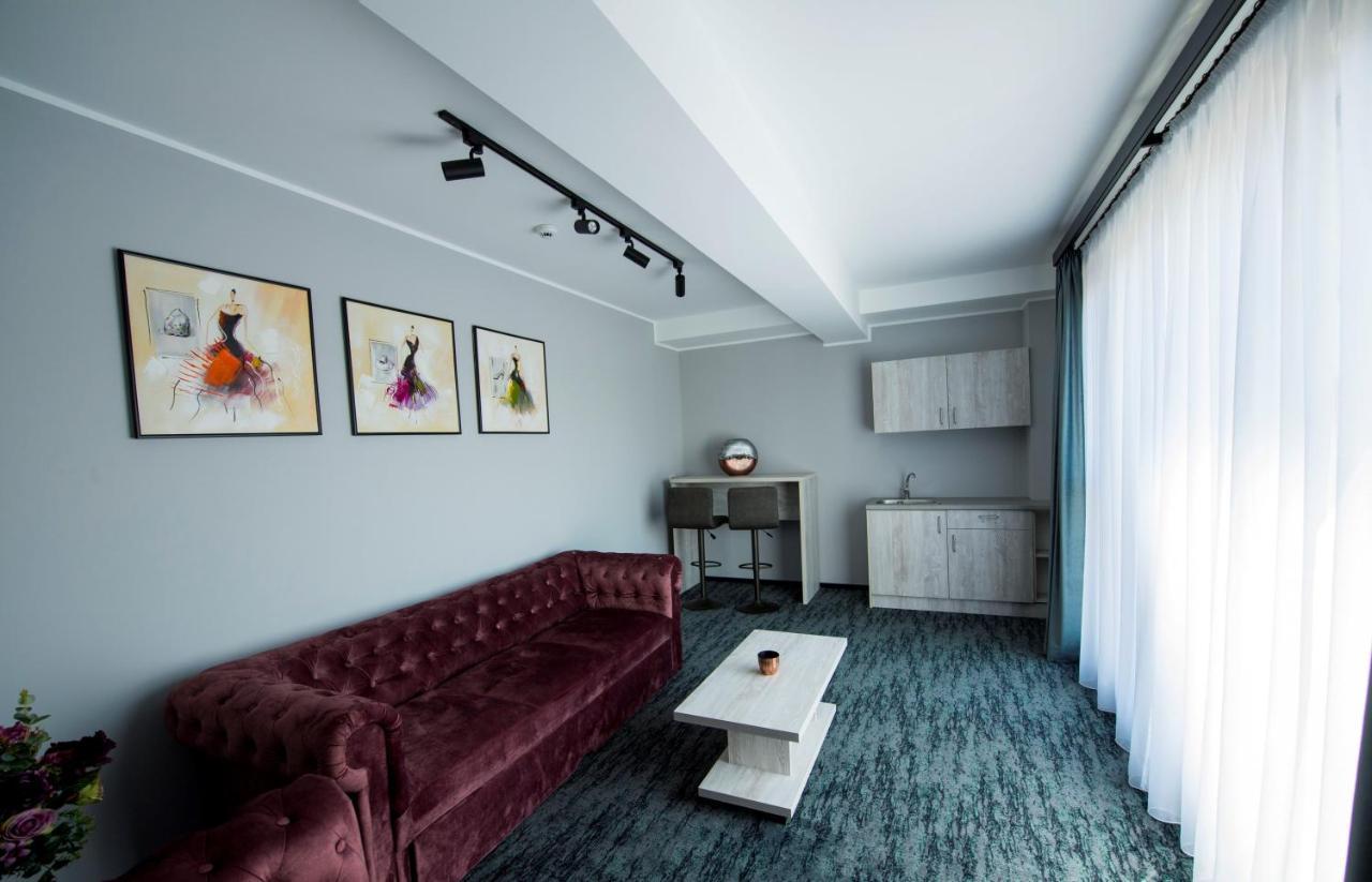 Zen Hotel Foksány Kültér fotó