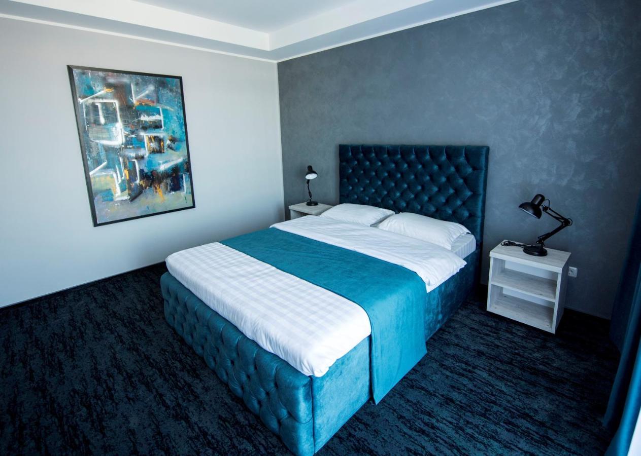 Zen Hotel Foksány Kültér fotó
