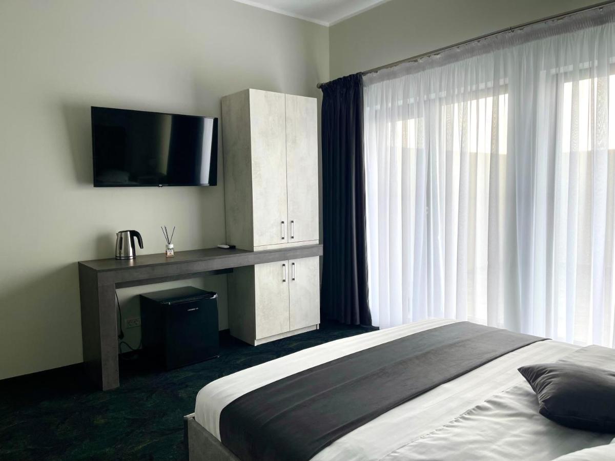 Zen Hotel Foksány Kültér fotó