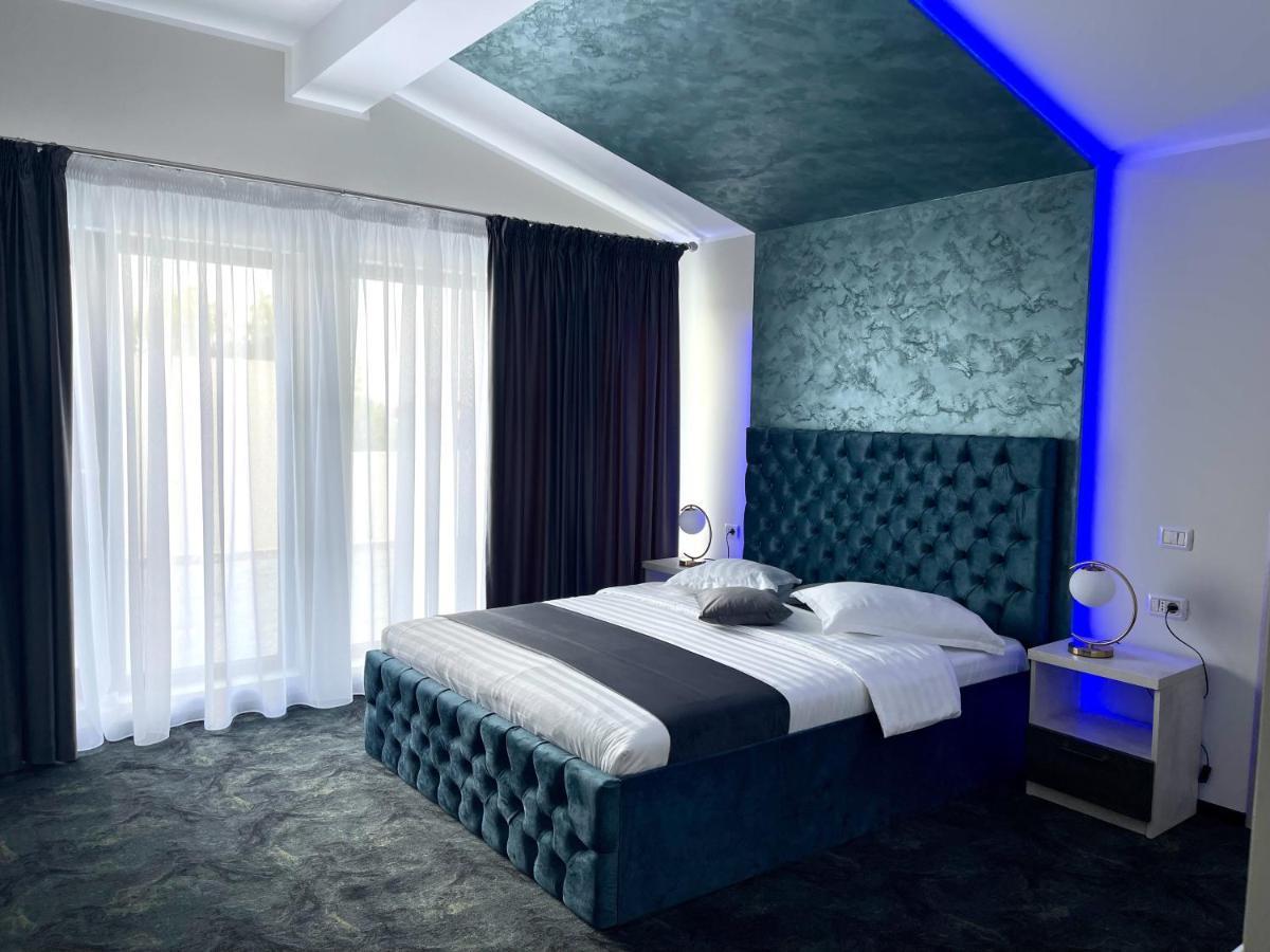 Zen Hotel Foksány Kültér fotó